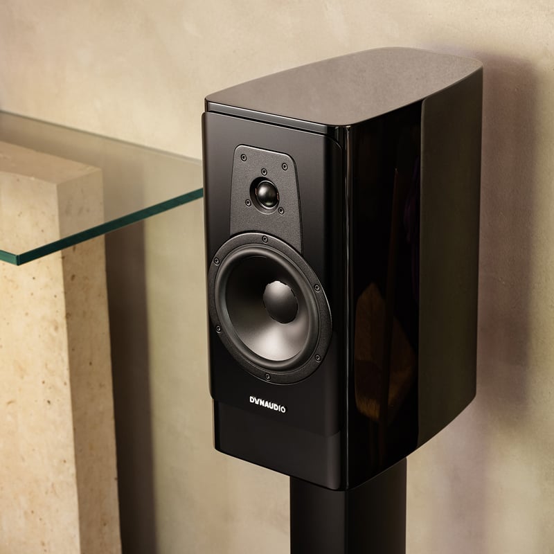 Contour 20 Black Edition - EISA Award 2025-2026