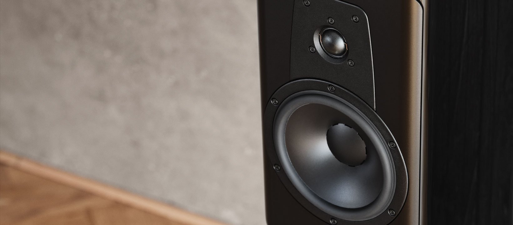 Contour 20 Black Edition - LowBeats